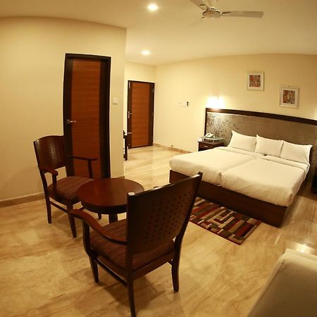 D Breeze Suites Devanahalli Exterior foto