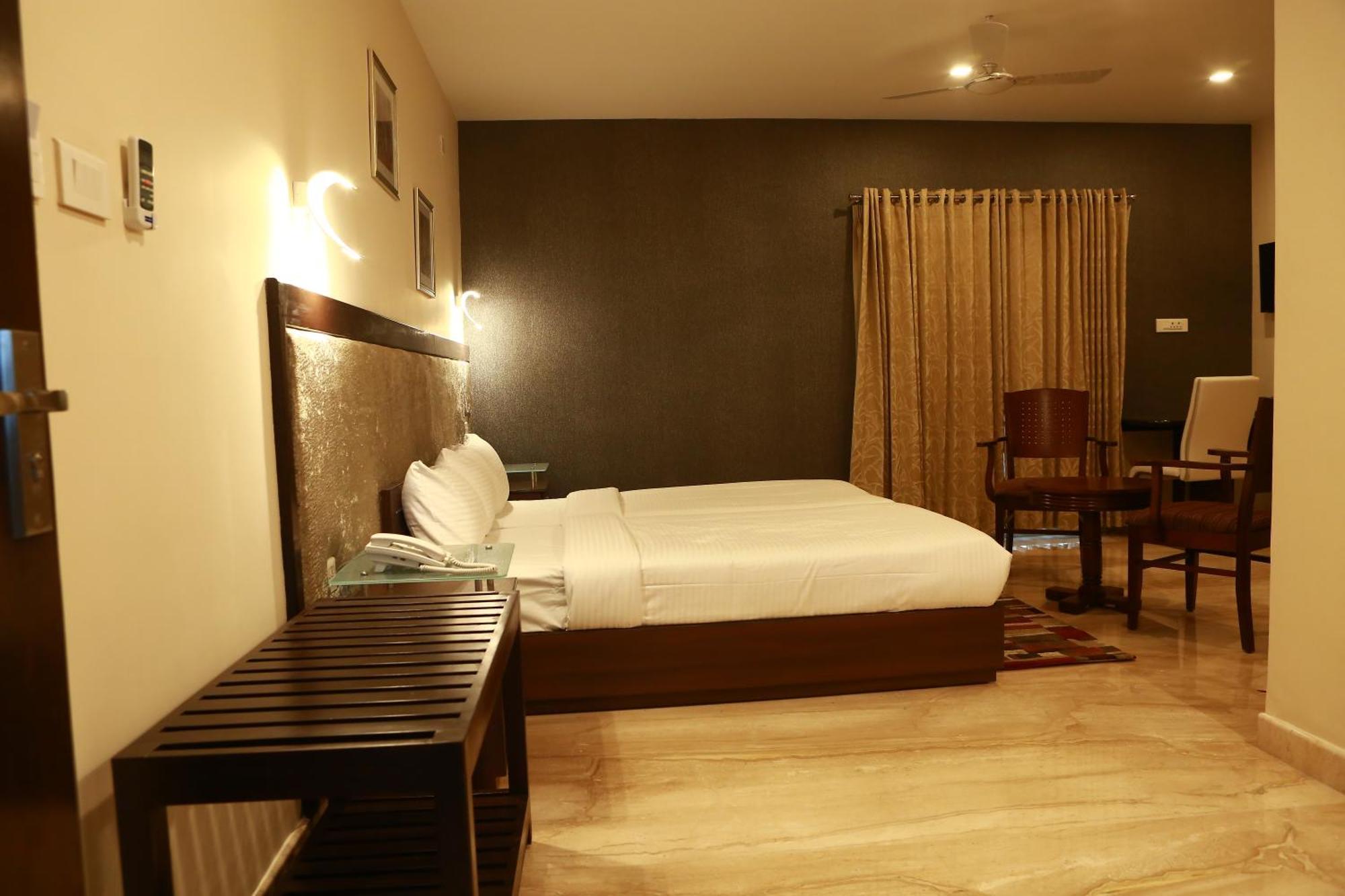 D Breeze Suites Devanahalli Exterior foto