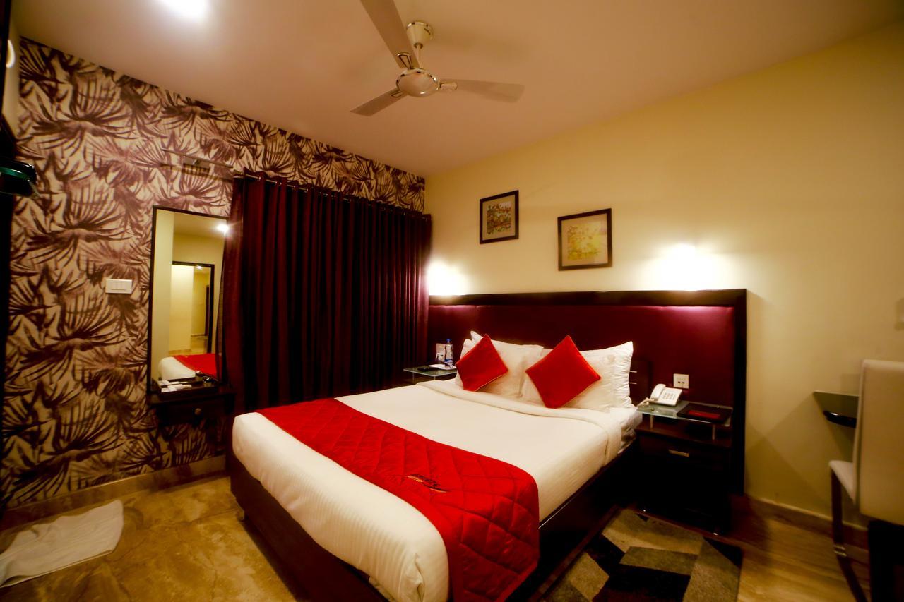 D Breeze Suites Devanahalli Exterior foto