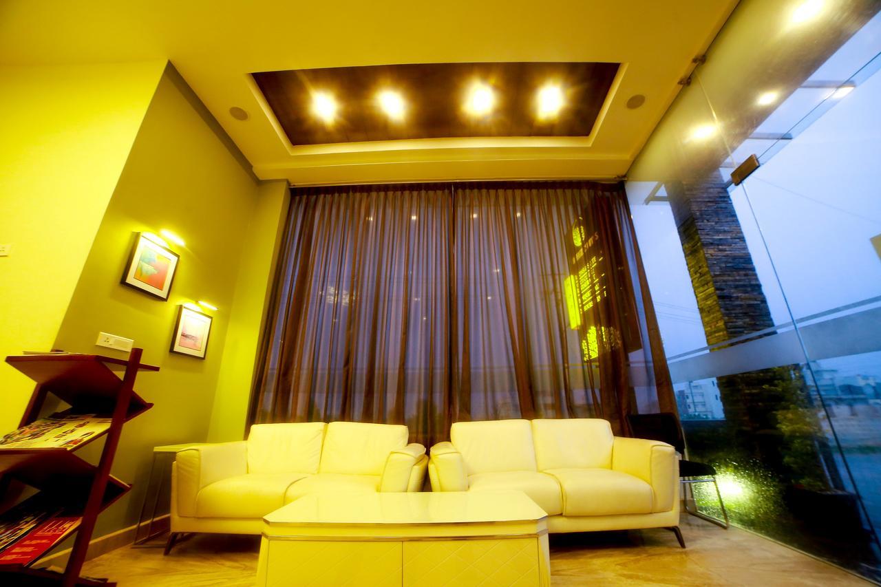 D Breeze Suites Devanahalli Exterior foto